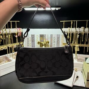 SOLD!! Coach Y2K Vintage Nolita Black